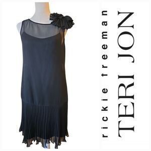 TERI JON 60s Sheer Black Dress Chiffon Pleated Lower  Size 6 Bow Acent Shoulder